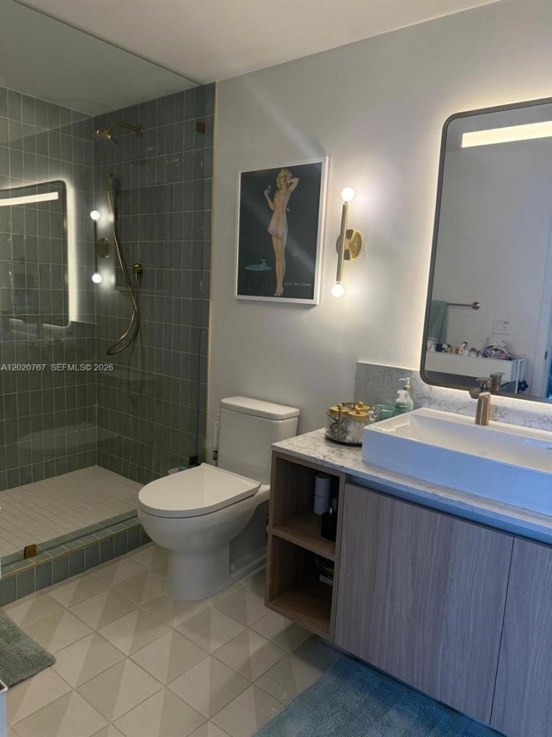 159 NE 6th St , Unit 4016, Miami, FL 33132 Photo
