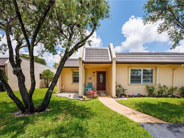 Unit 108, West Palm Beach, FL 33411