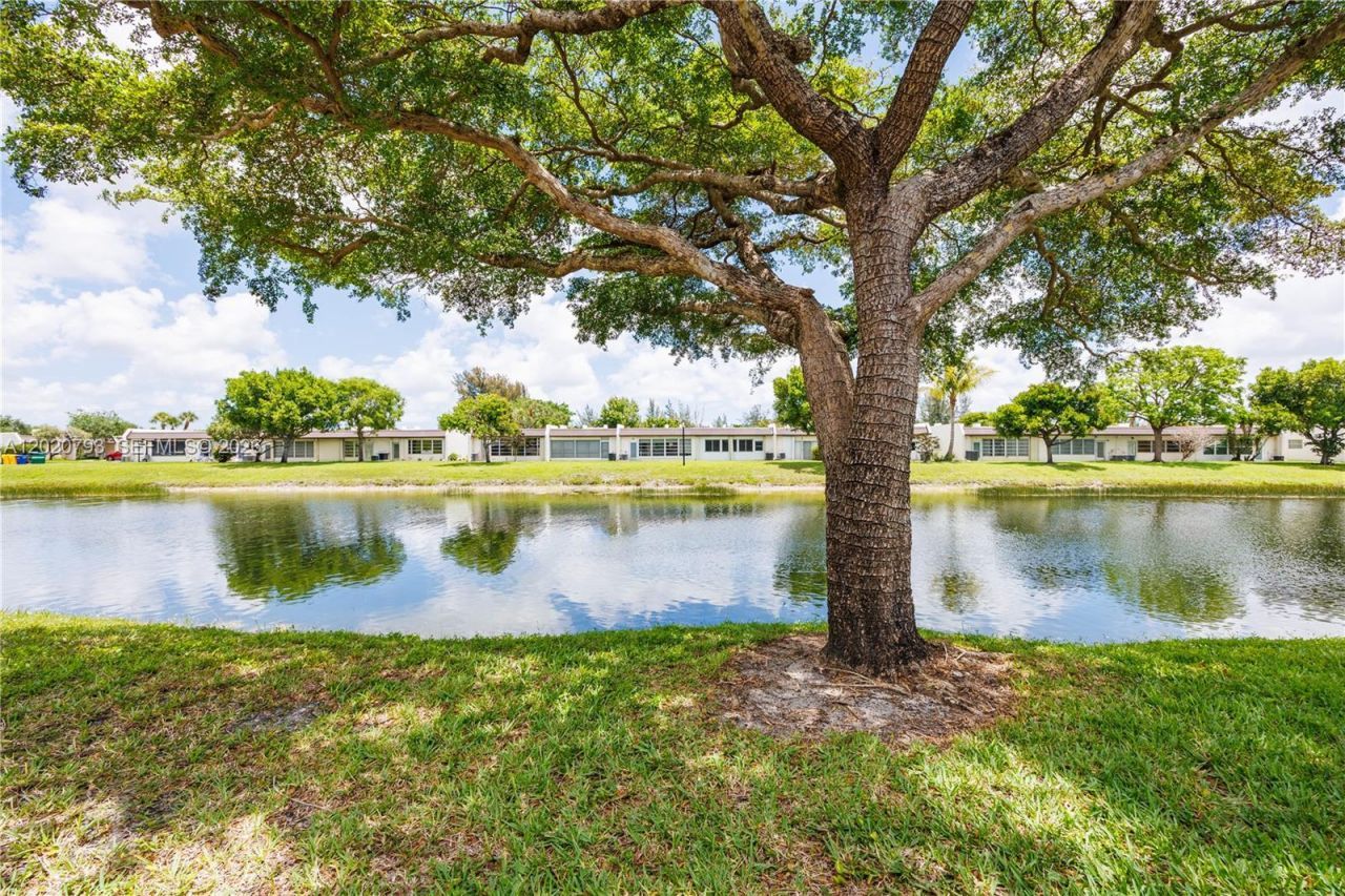 Please Call For Address, Unit 108, West Palm Beach, FL 33411 Photo