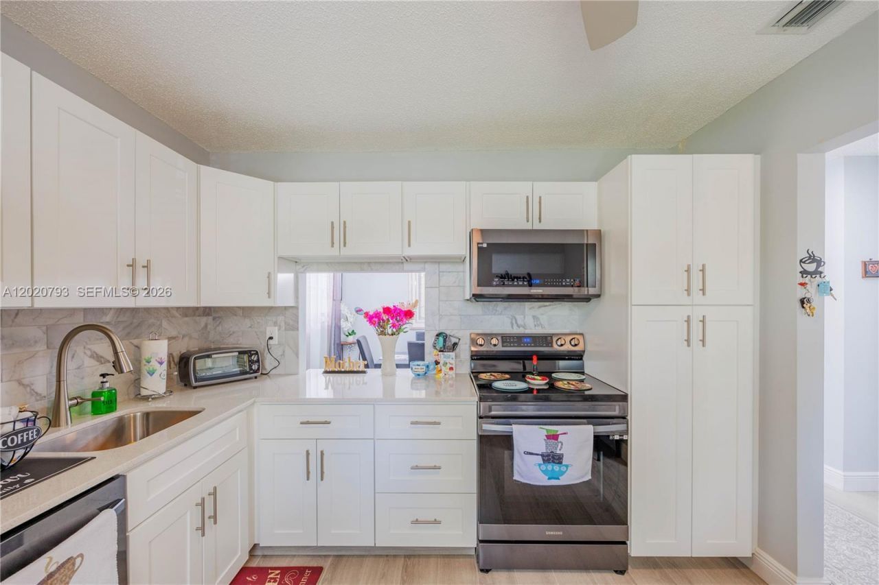 Please Call For Address, Unit 108, West Palm Beach, FL 33411 Photo