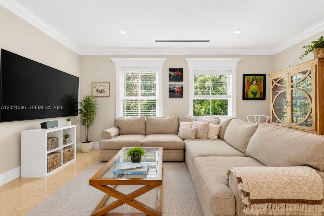 442 Ridgewood Rd , Key Biscayne, FL 33149 Photo