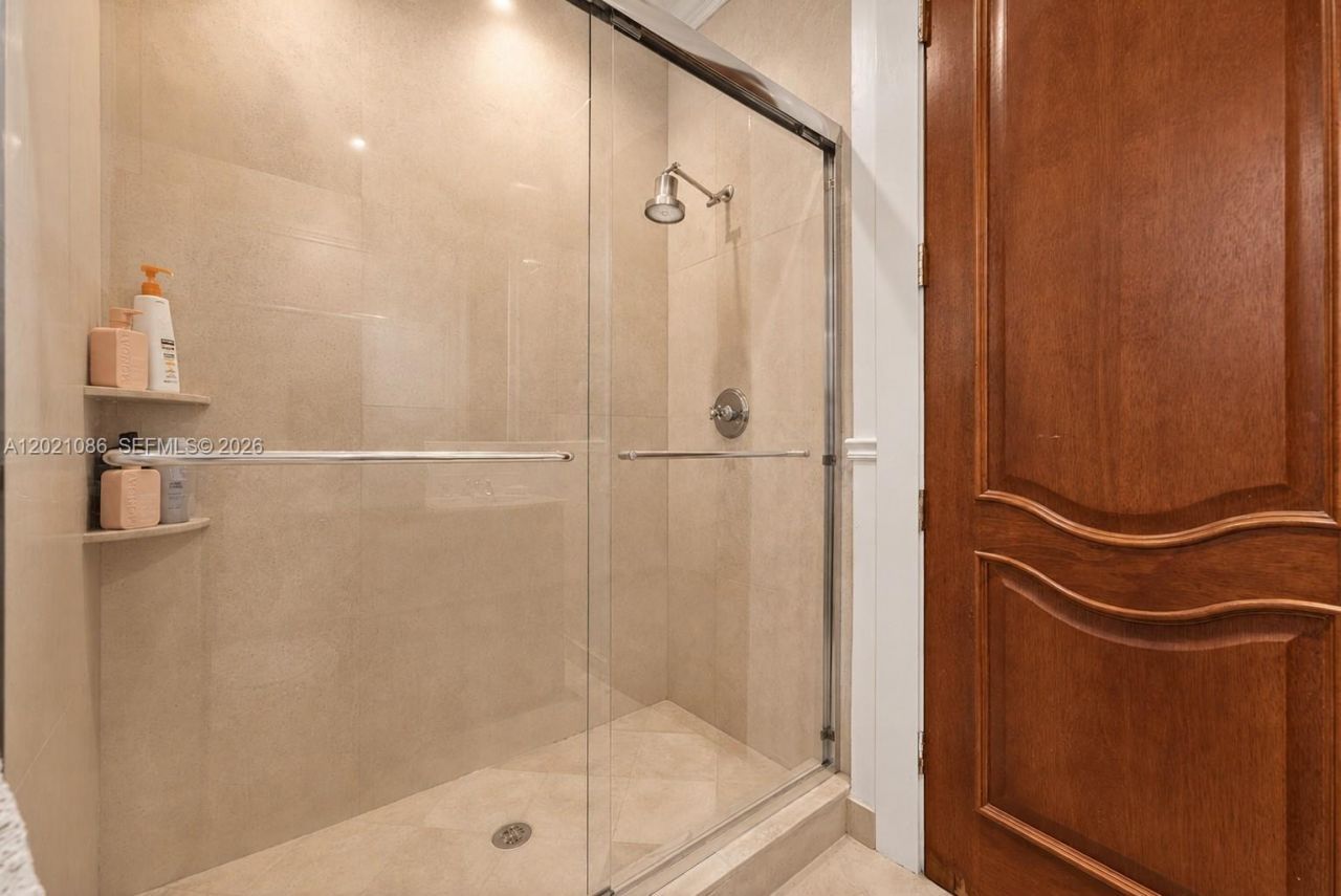 442 Ridgewood Rd , Key Biscayne, FL 33149 Photo