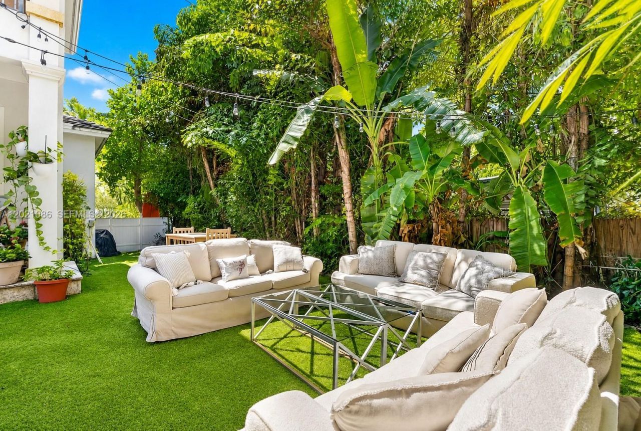 442 Ridgewood Rd , Key Biscayne, FL 33149 Photo