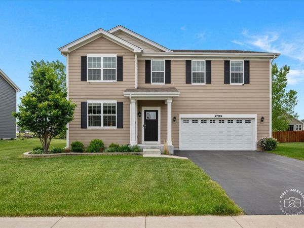 3799 Gardenia Drive , Elgin, IL 60124
