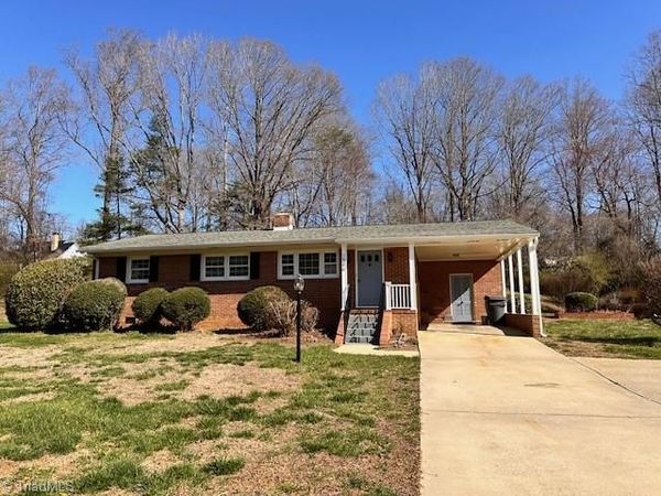 1546 W Harrison Street , Reidsville, NC 27320