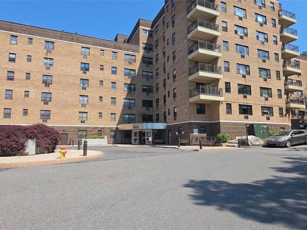 505 Central Park Avenue, Unit 308, White Plains, NY 10606