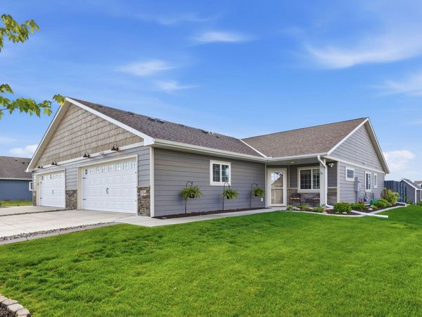 1704 11th Street NE, Buffalo, MN 55313