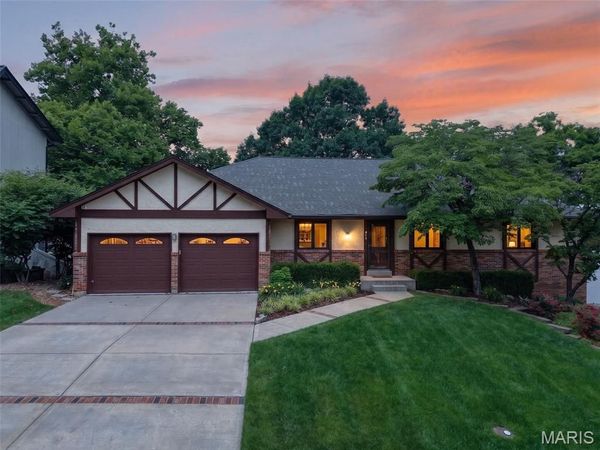 642 Woodchuck Lane, Lake St Louis, MO 63367