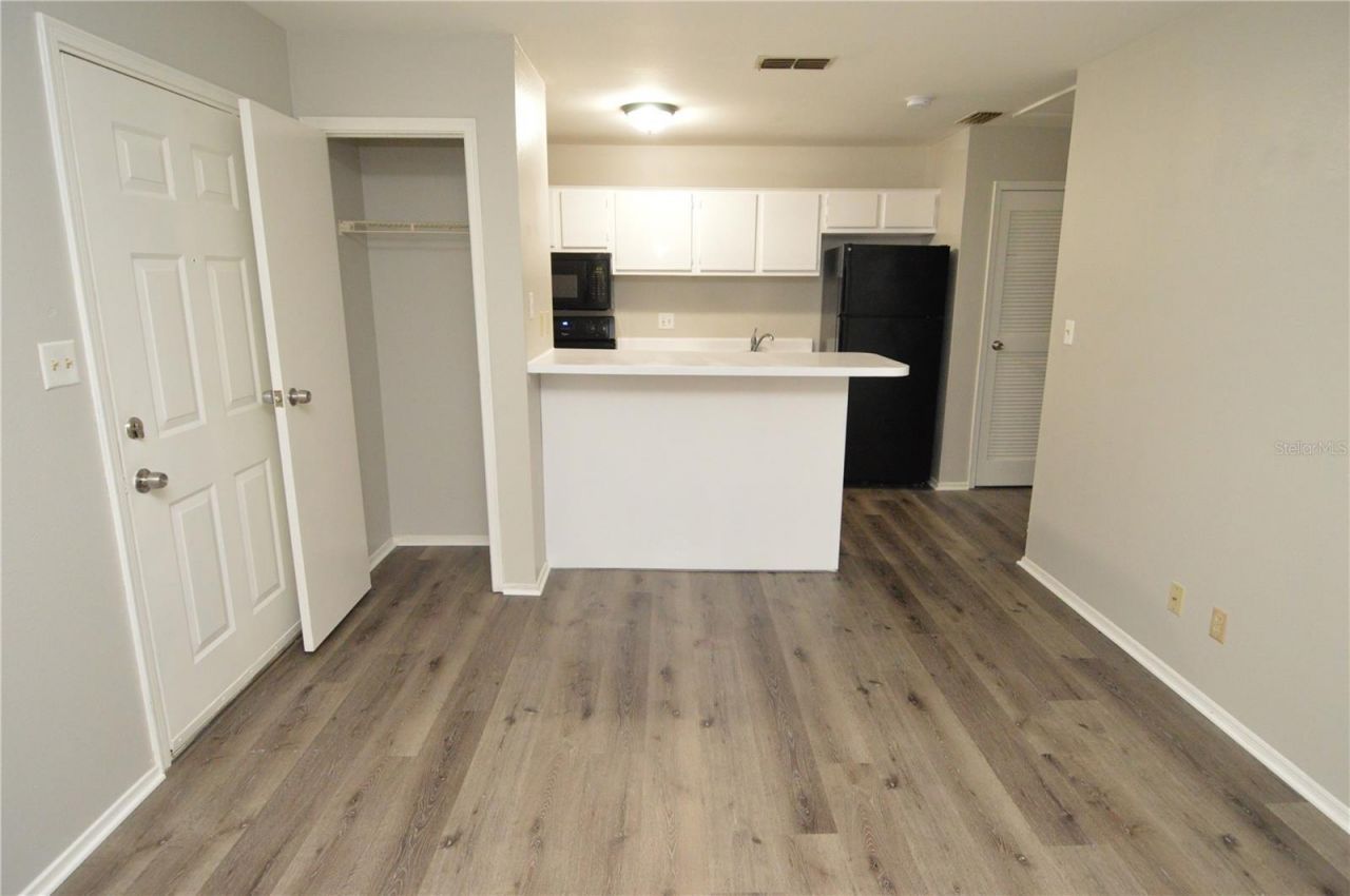 1400 Gandy Boulevard N, Unit 1107, Saint Petersburg, FL 33702 Photo