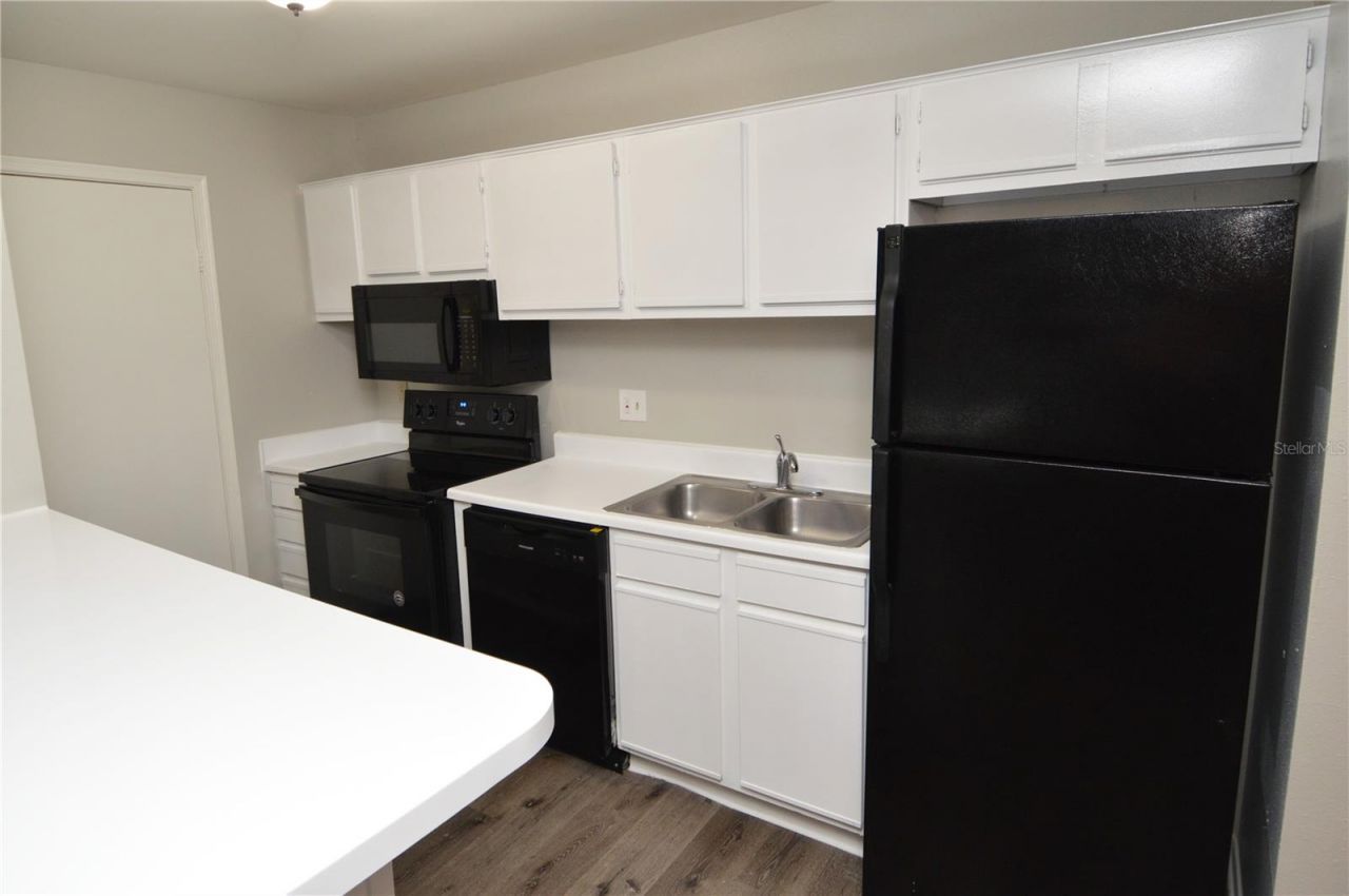 1400 Gandy Boulevard N, Unit 1107, Saint Petersburg, FL 33702 Photo