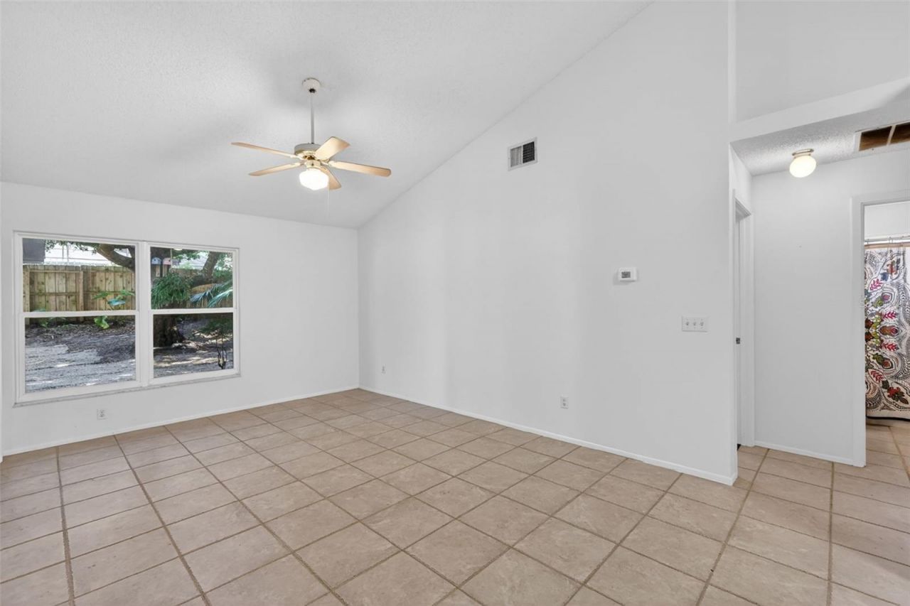 131 Madrona Drive , Eustis, FL 32726 Photo