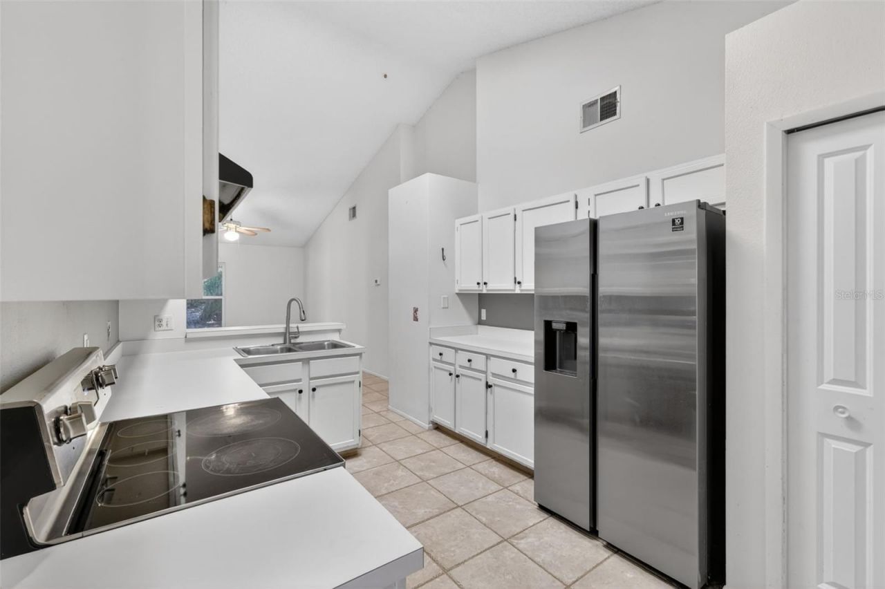 131 Madrona Drive , Eustis, FL 32726 Photo