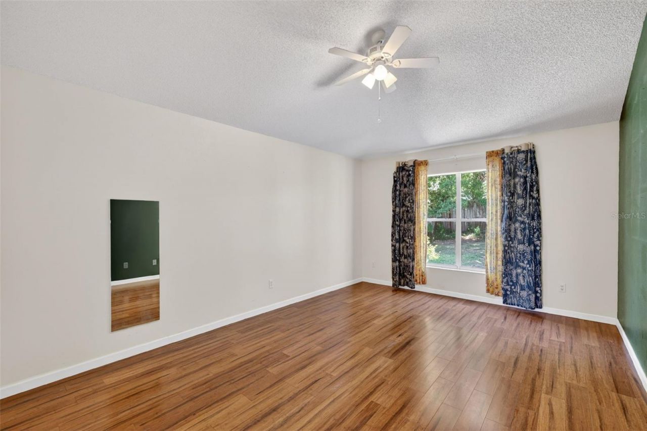 131 Madrona Drive , Eustis, FL 32726 Photo