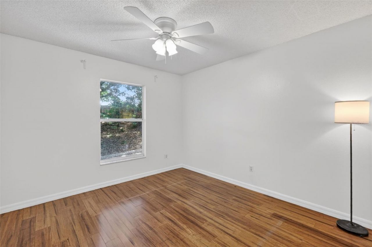 131 Madrona Drive , Eustis, FL 32726 Photo