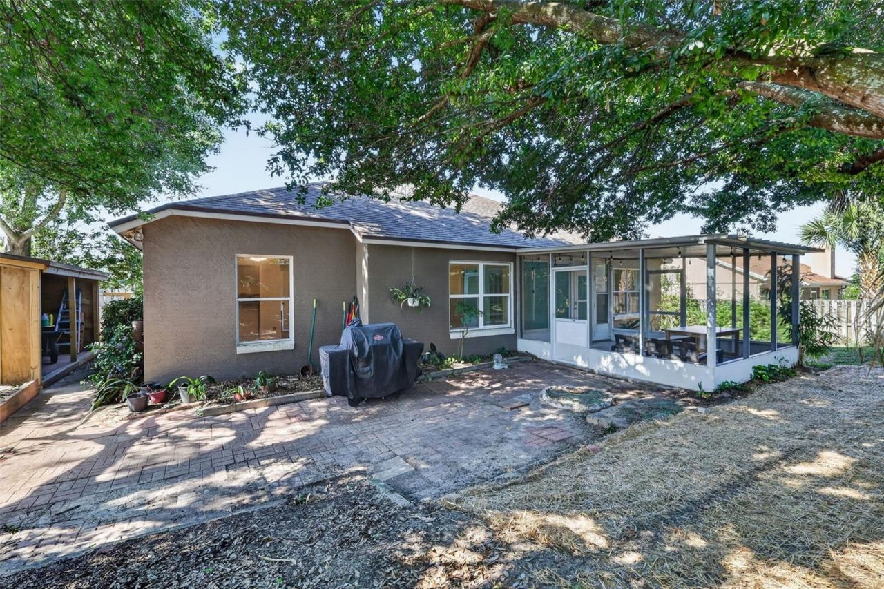 131 Madrona Drive , Eustis, FL 32726 Photo