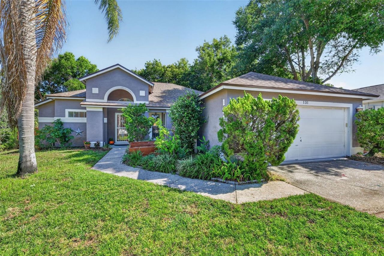 131 Madrona Drive , Eustis, FL 32726 Photo