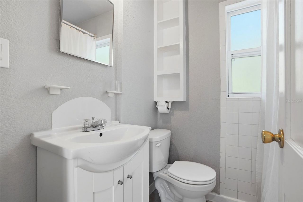1011 14th Street N, Saint Petersburg, FL 33705 Photo
