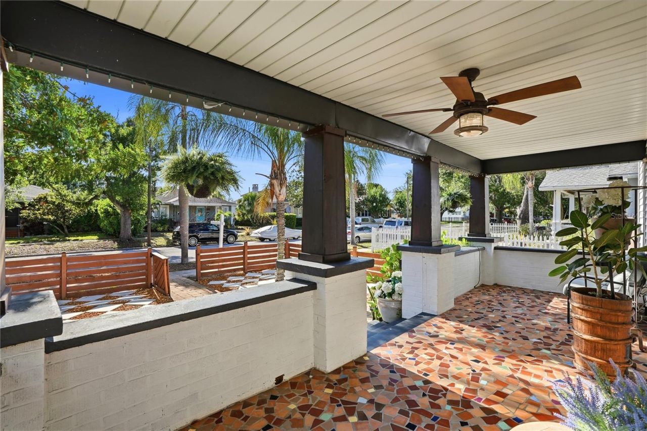 1011 14th Street N, Saint Petersburg, FL 33705 Photo