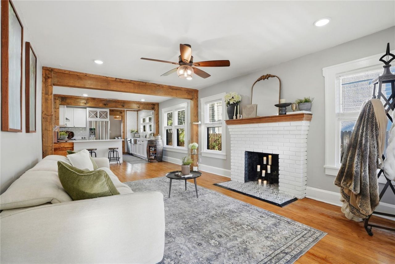 1011 14th Street N, Saint Petersburg, FL 33705 Photo