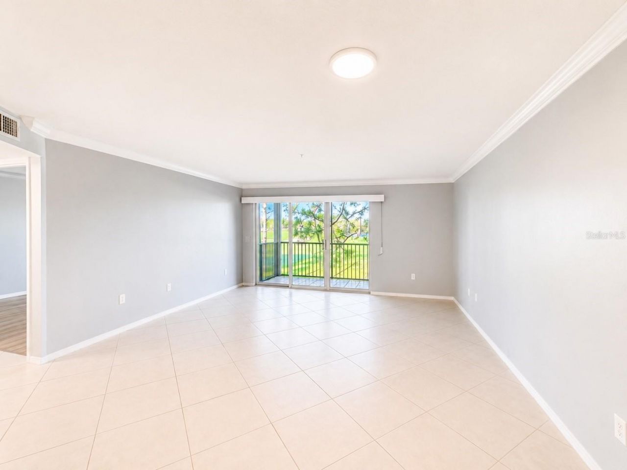 2400 Feather Sound Drive, Unit 223, Clearwater, FL 33762 Photo