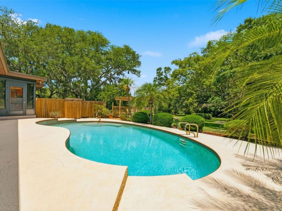 Property Image 61