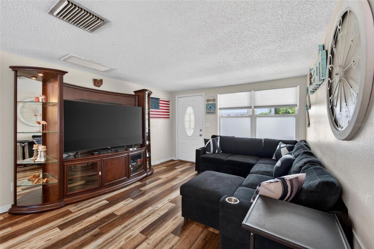 4009 Star Island Drive, Holiday, FL 34691 Photo