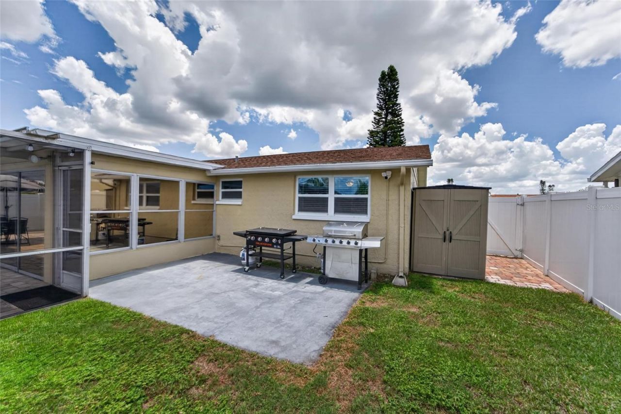 4009 Star Island Drive, Holiday, FL 34691 Photo
