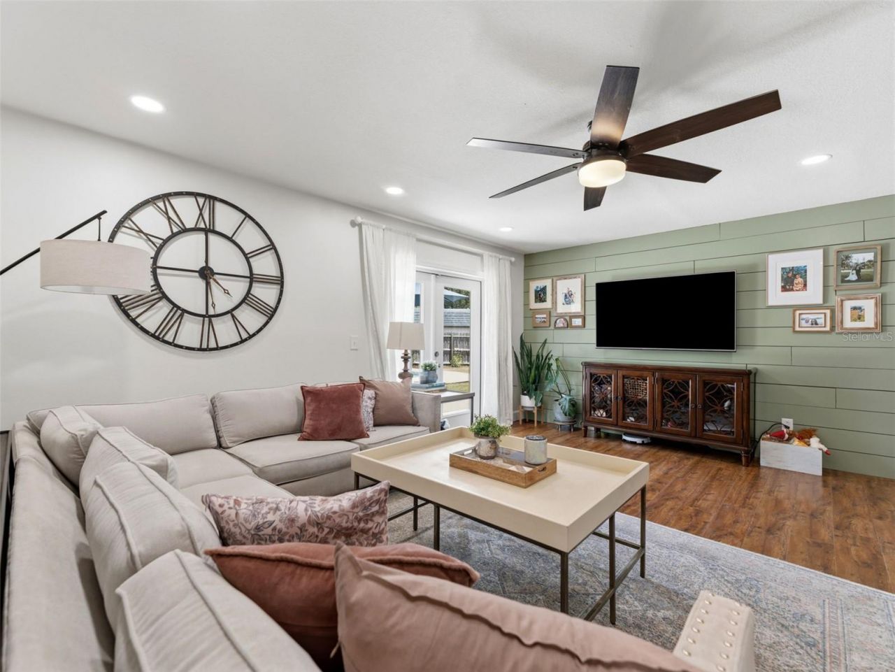 605 Valley Hill Drive, Brandon, FL 33510 Photo