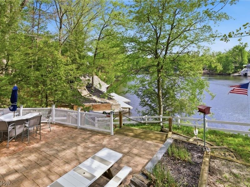 2410 Plum Creek Drive, Roaming Shores, OH 44084 Photo 30