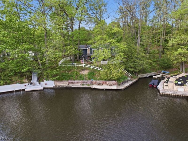 2410 Plum Creek Drive, Roaming Shores, OH 44084 Photo 35