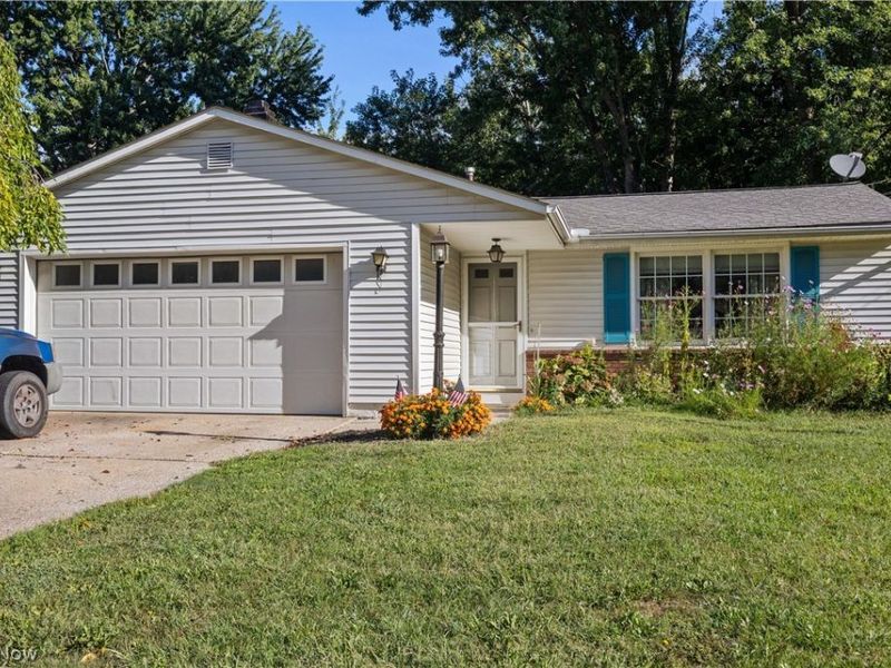 4958 Northview Court, Vermilion, OH 44089 Photo 2