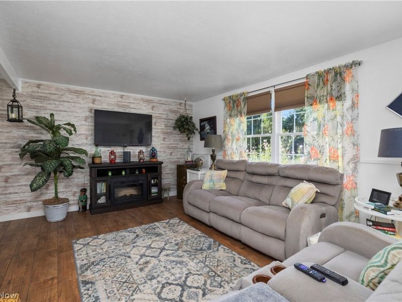 4958 Northview Court, Vermilion, OH 44089 Photo 4