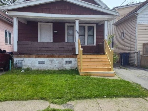 203 Roslyn Street, Buffalo, NY 14215