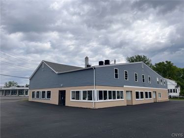 1800 Brewerton Road , Syracuse, NY 13211