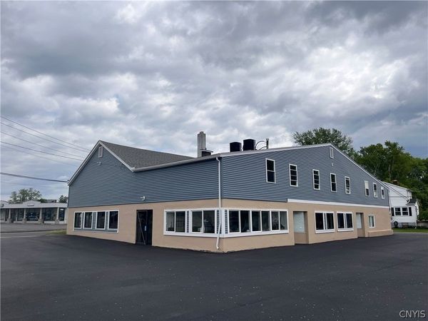1800 Brewerton Road , Syracuse, NY 13211