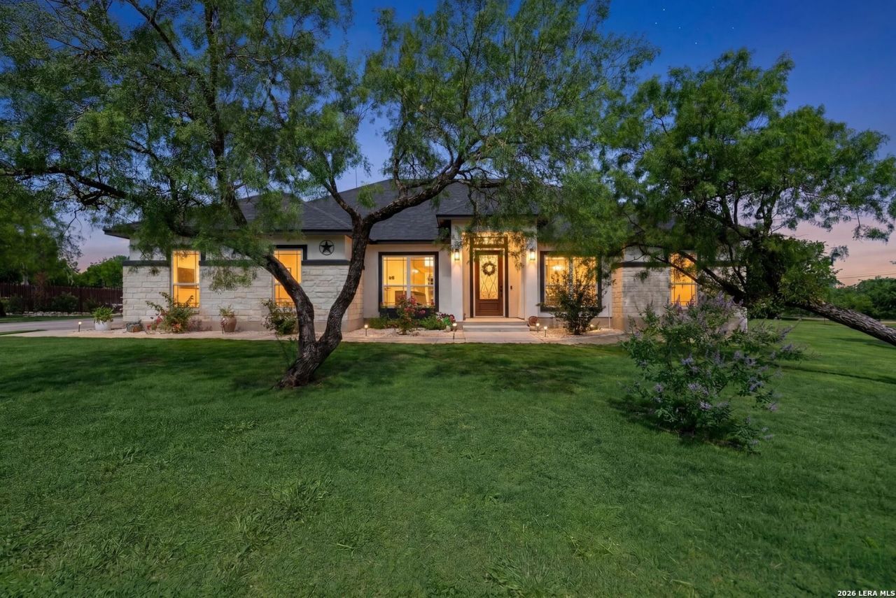 110 Cr 3829, San Antonio, TX 78253 Main Photo