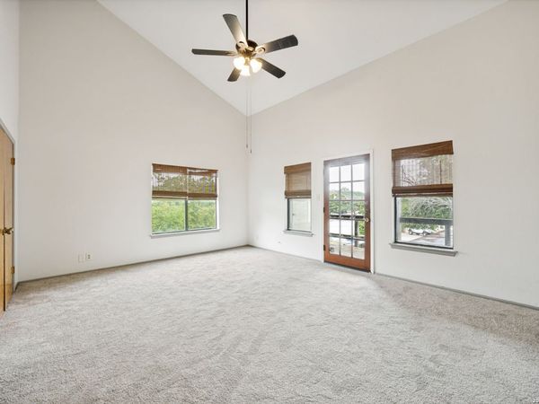 415 Albany, Unit F, Alamo Heights, TX 78209