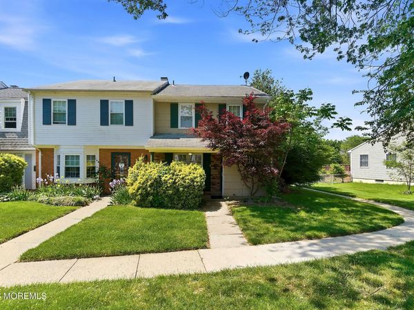 56 Kingsley Way, Freehold, NJ 07728