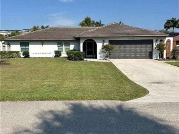27124 Edenbridge CT, BONITA SPRINGS, FL 34135