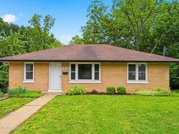 1312 KOLB DRIVE, Jefferson City, MO 65101