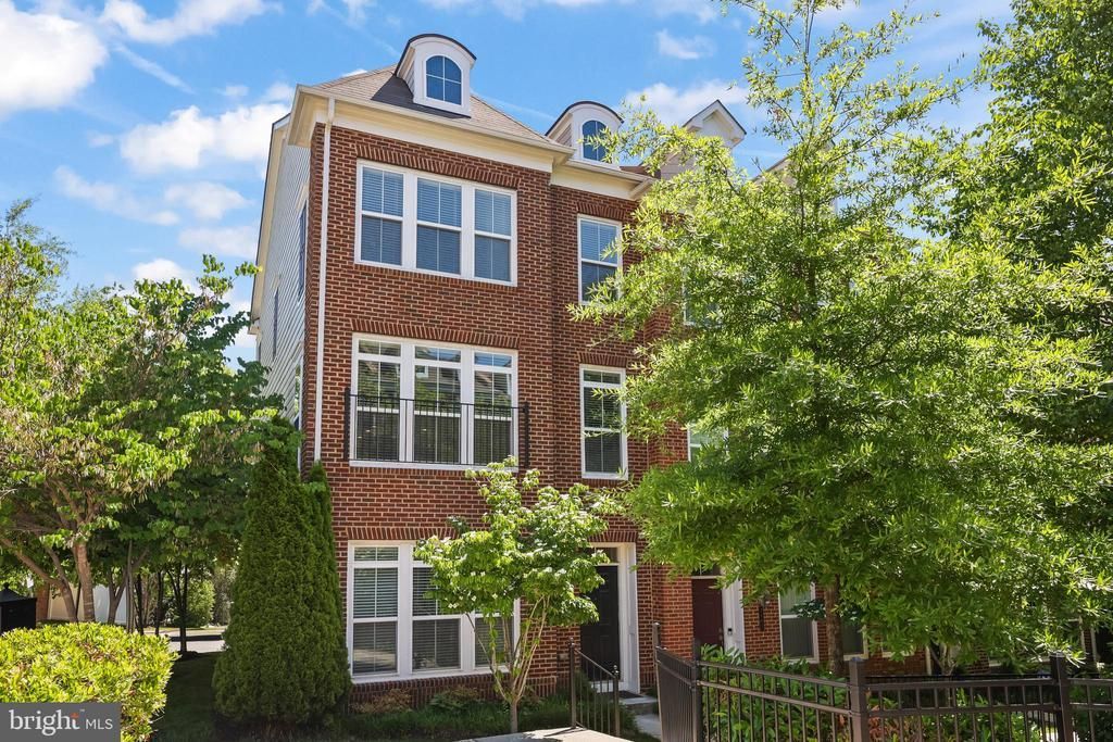 9640 Pullman Place, Fairfax, VA 22031 Main Photo
