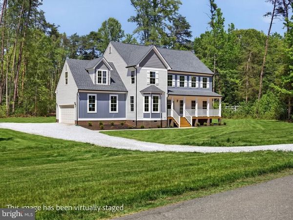 32 MILL RUN, BUMPASS, VA 23024