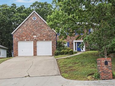 7013 S Sandusky Avenue , Tulsa, OK 74137