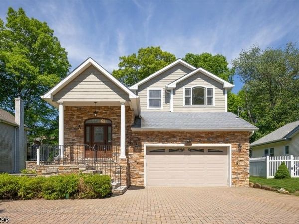 58 W Lake Shore Dr, Rockaway, NJ 07866