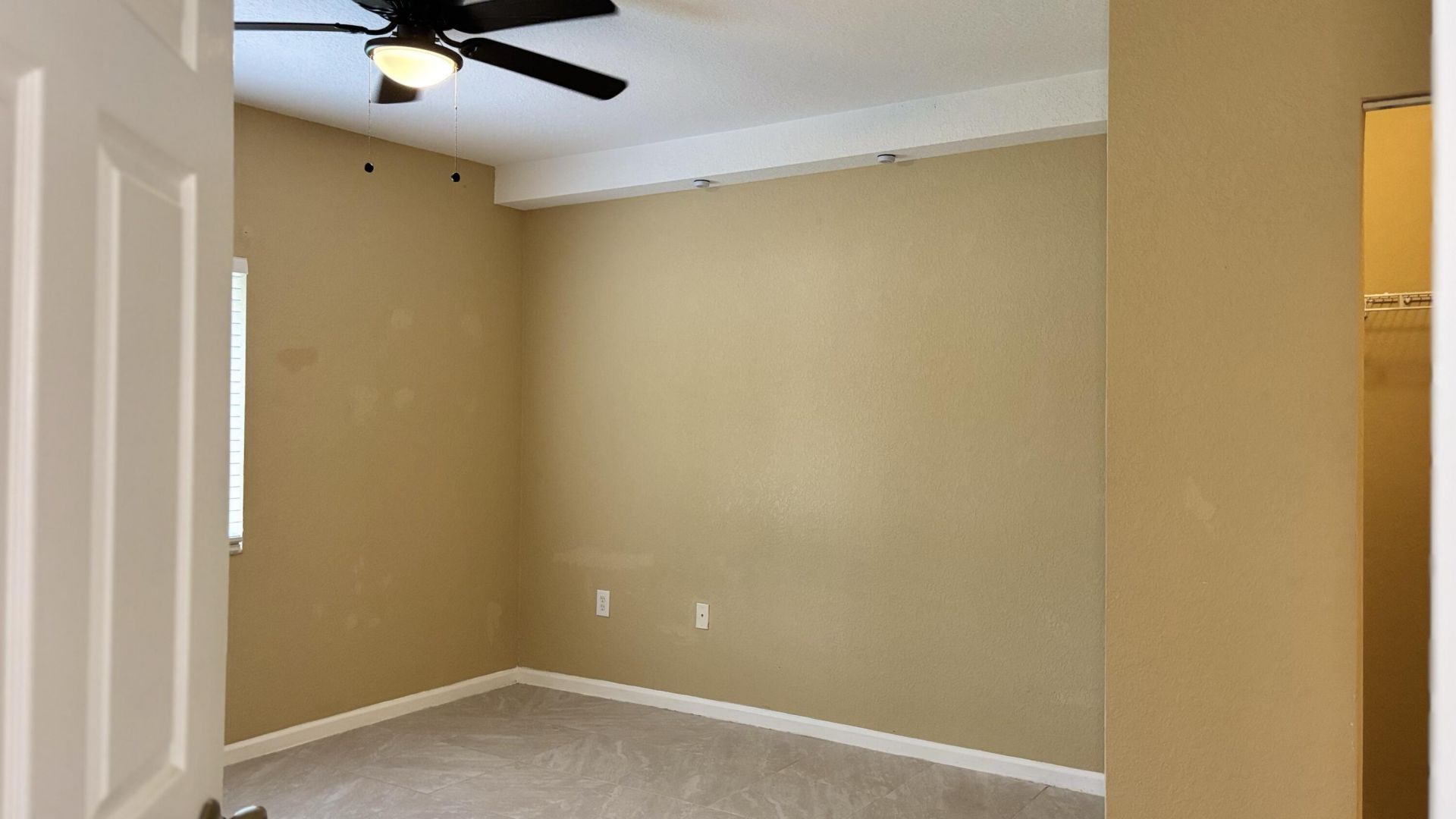 1103 Golden Lakes Boulevard, Unit 1011, West Palm Beach, FL 33411 Photo