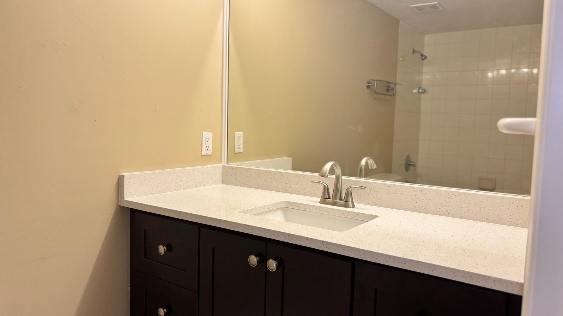 1103 Golden Lakes Boulevard, Unit 1011, West Palm Beach, FL 33411 Photo