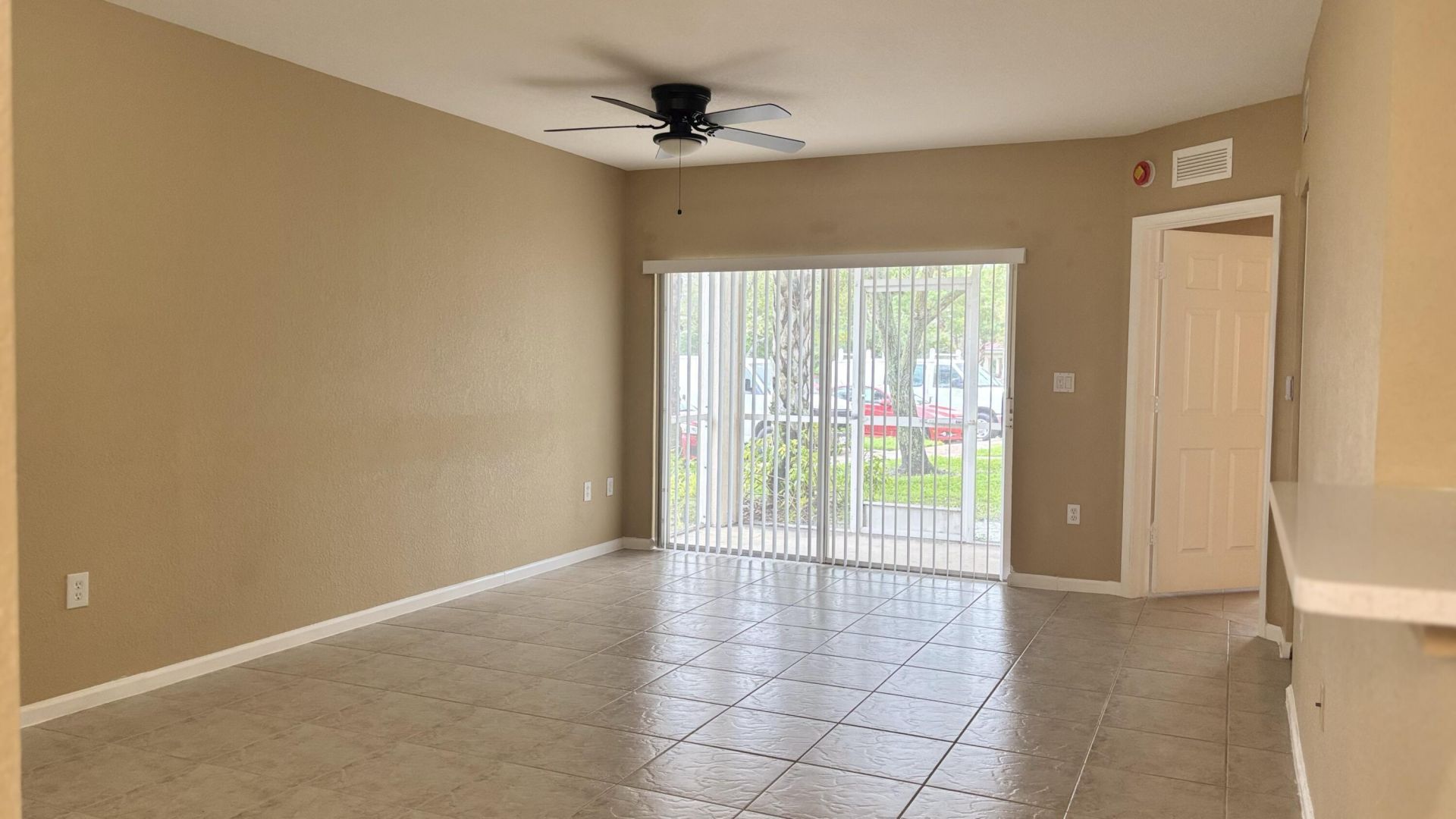 1103 Golden Lakes Boulevard, Unit 1011, West Palm Beach, FL 33411 Photo