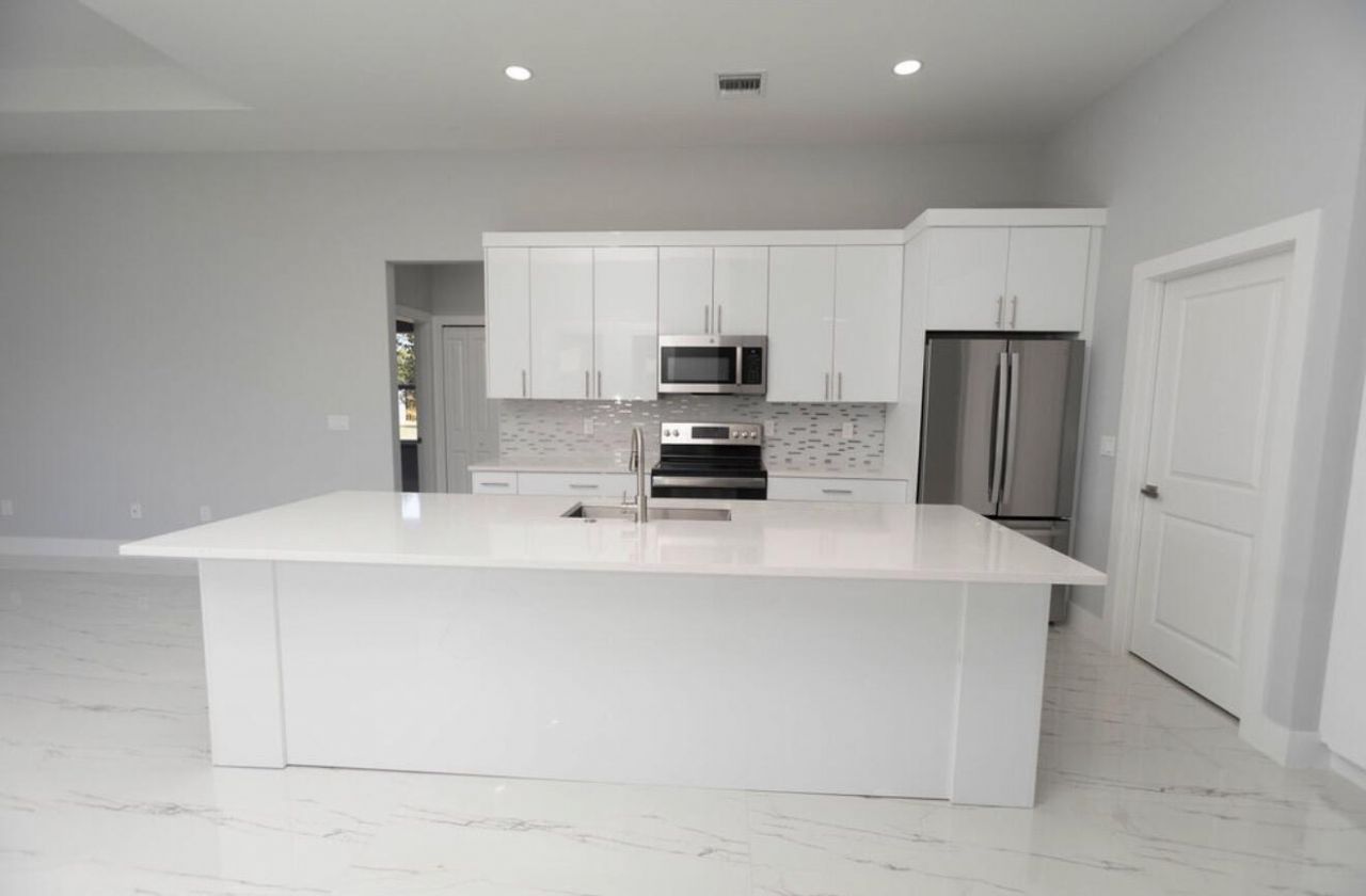 1221 SW Alcantarra Boulevard, Port Saint Lucie, FL 34953 Photo
