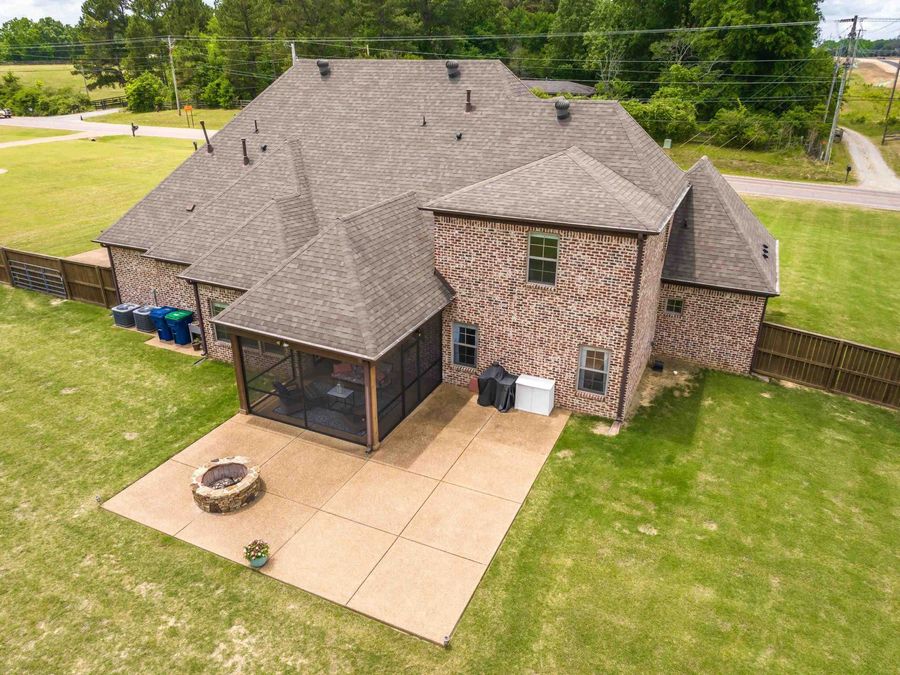 Property Image 37
