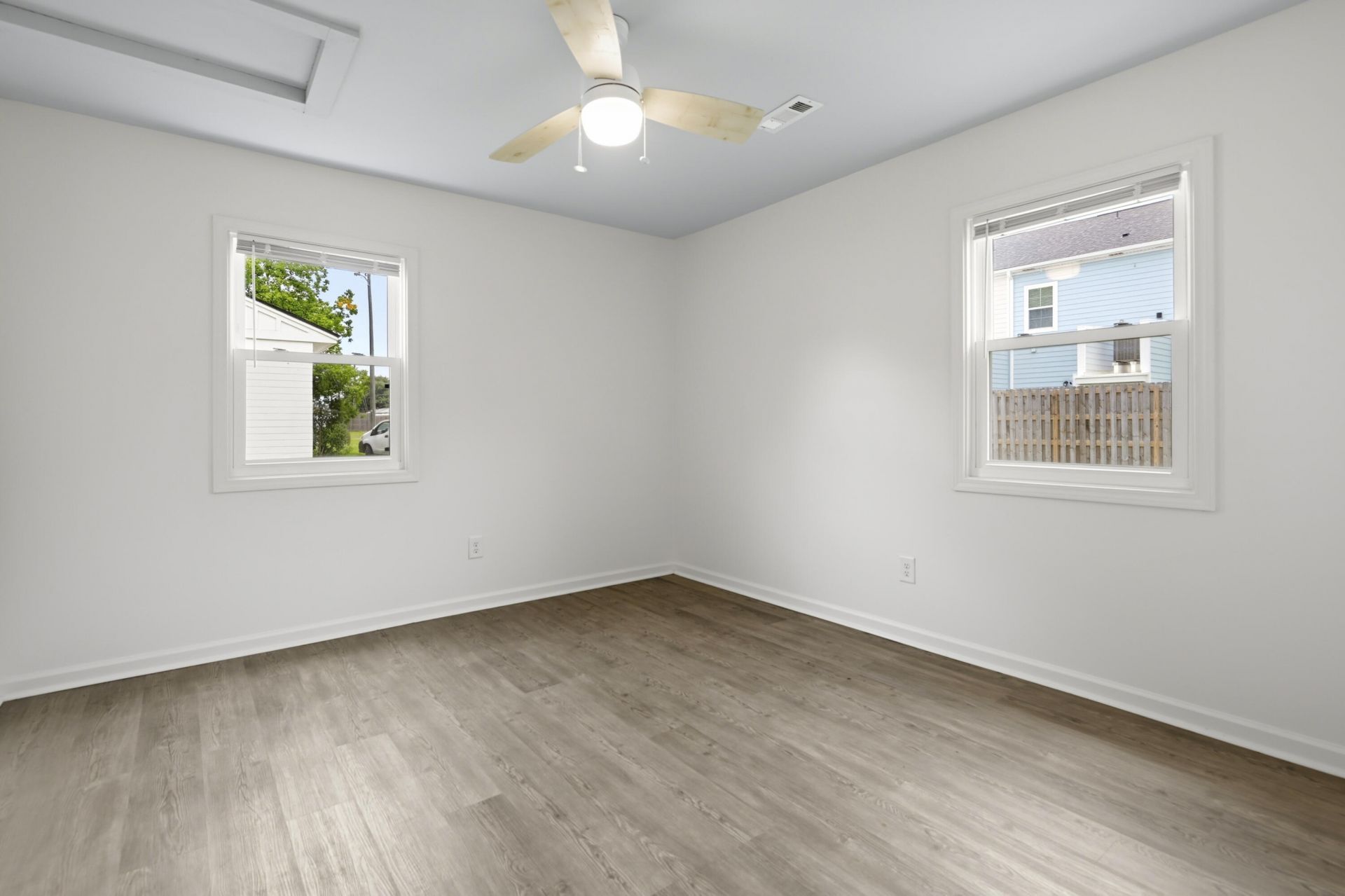 3119 Azalea Drive Photo 12